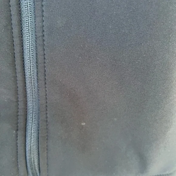 Tech by Tumi Men’s Black Mid Weight Soft Shell Water Resistant Jacket Size Large - Picture 9 of 10